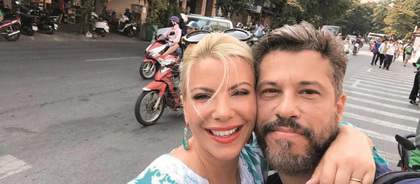 Αντελίνα και Χάρης Βαρθακούρης σε... άλλο επίπεδο: «Είσαι βόδι -Αναρωτιέμαι πώς σου την πέφτουν στο διαδίκτυο» (βίντεο)